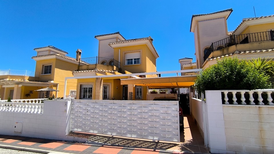 2 bedroom house / villa for sale in Algorfa, Costa Blanca